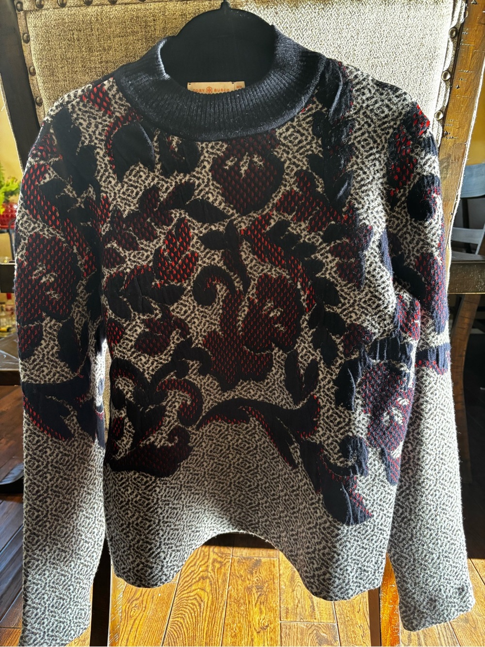 Women’s Dark Blue & Red Patterned Crewneck Sweater